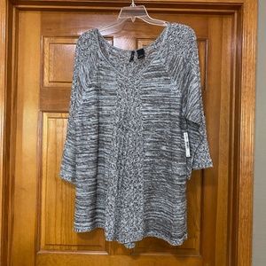 NWT sweater (light weight) with detail weaving